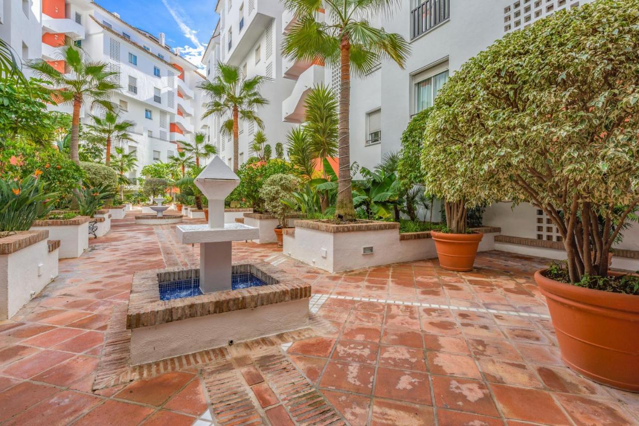 Modern Studio In Medina Garden - Puerto Banus Marbella Dış mekan fotoğraf